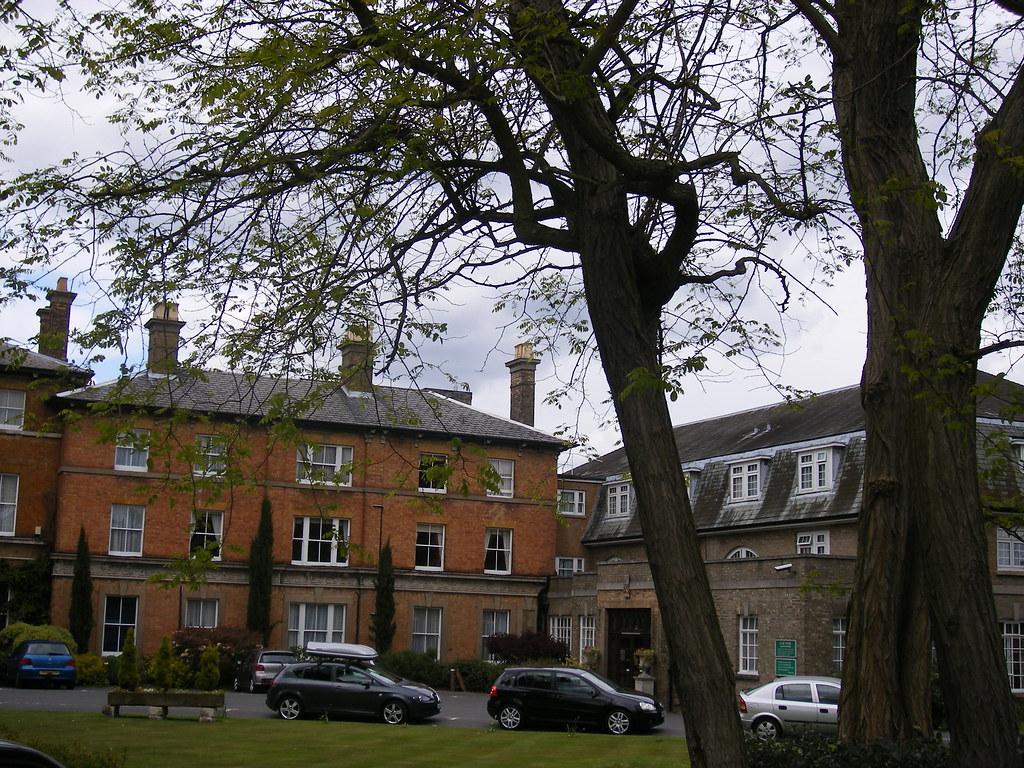 Oatlands Park Hotel A privately owned historic house that … Flickr