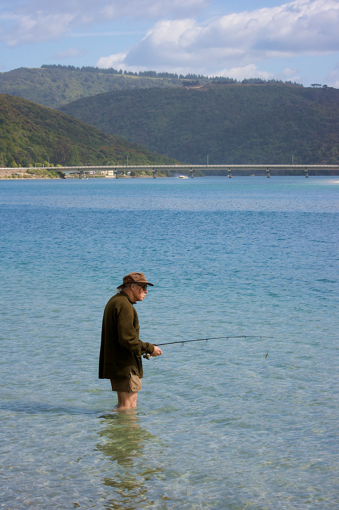 Fishing 6.1.2009 Taieri Mouth, Otago, New Zealand Nick Thompson