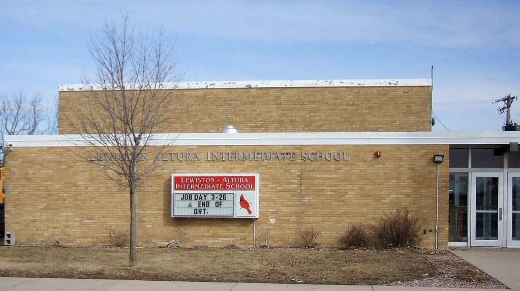 to the LewistonAltura Intermediate School! Flickr