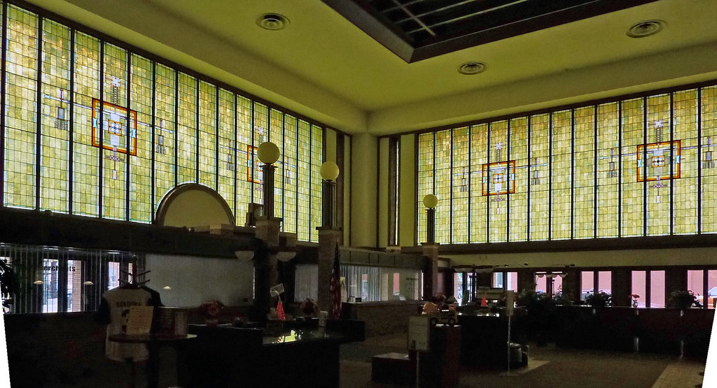 Stained glass Merchants Bank of Winona. The banking hall h… Flickr