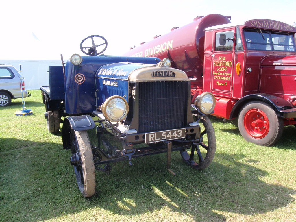 Classic Car, Pickering, Steam Fair 2009 Reinhold Behringer Flickr