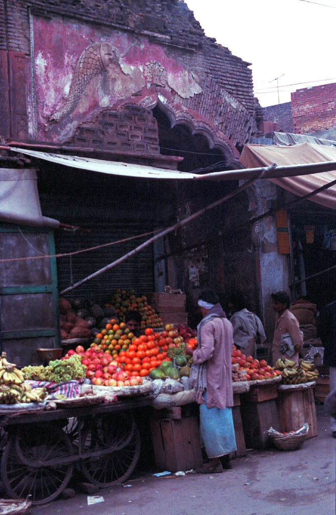 Old Delhi Bazar Delhi Gate Darya Ganj India Feb 1990 291 Flickr