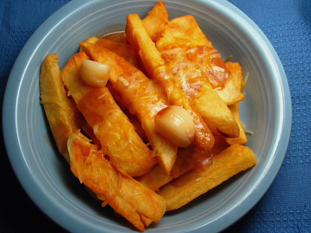 Gravy Cheese Oven Fries with Roasted Garlic Recipe at Seri… Flickr