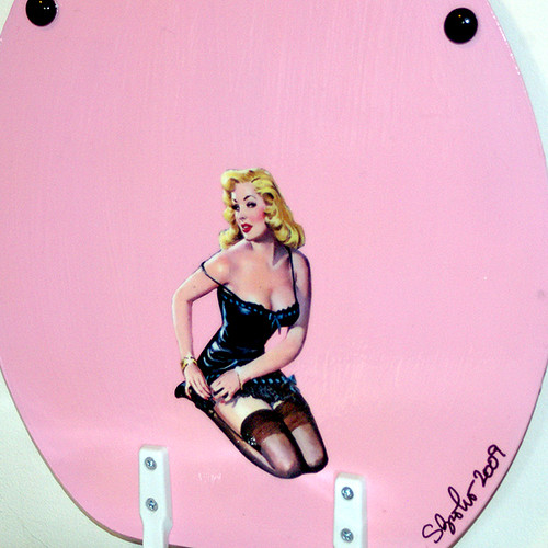 PinUp Collage Toilet Seat Pink handpainted seat decoupage… Flickr