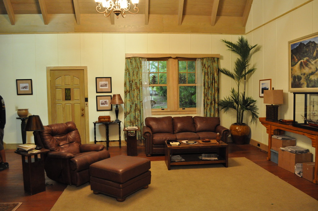 Flickriver Photoset 'Hawaii 50 Mcgarrett's House, 2010' by Rick Romer