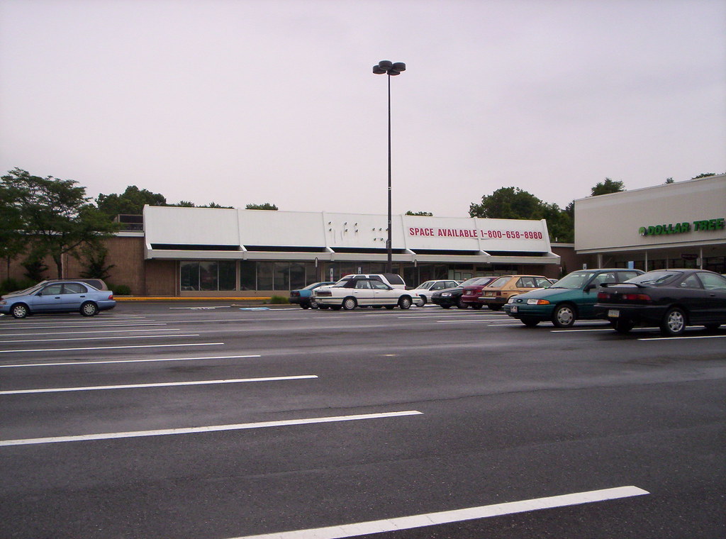 Kmart Flourtown, PA Flourtown S.C., 1874 Bethlehem Pike;… Flickr
