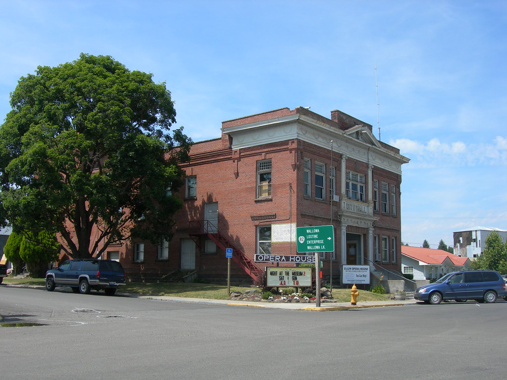 Elgin City Hall & Opera House Elgin, Oregon Constructed in… Flickr