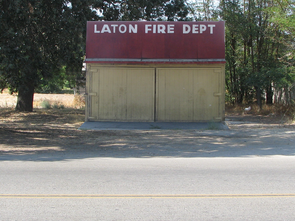 LATON, CALIFORNIA OLD FIRE DEPT. The old fire station back… Flickr