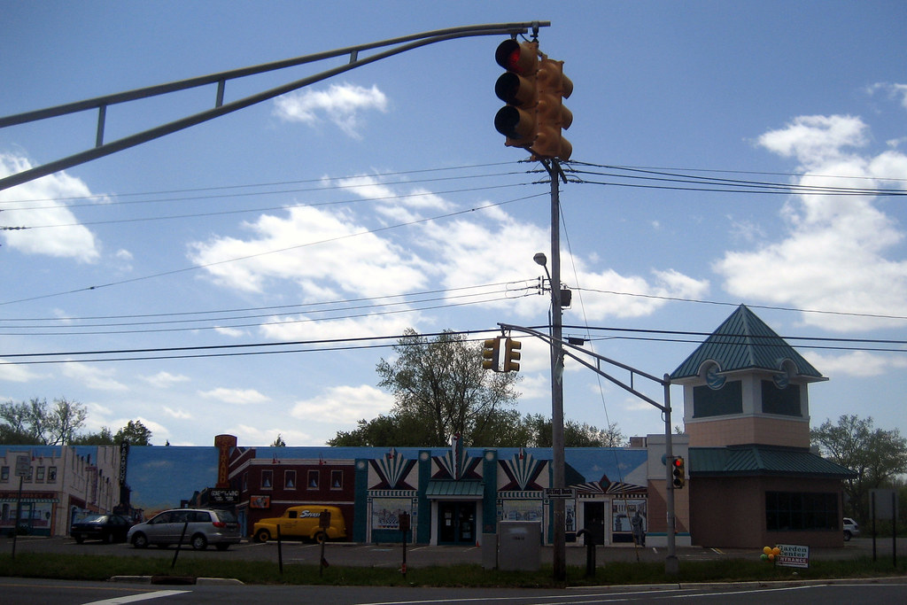 Siperstein's Paints 700 Joline Avenue in Long Branch, NJ (… Flickr