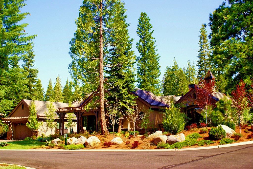 Front Elevation Foxwood Lake Almanor Flickr