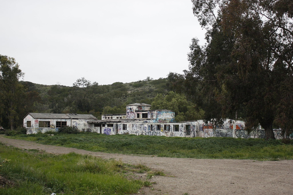 Scary Dairy The "Scary Dairy" is an abandoned dairy/ slaug… Flickr