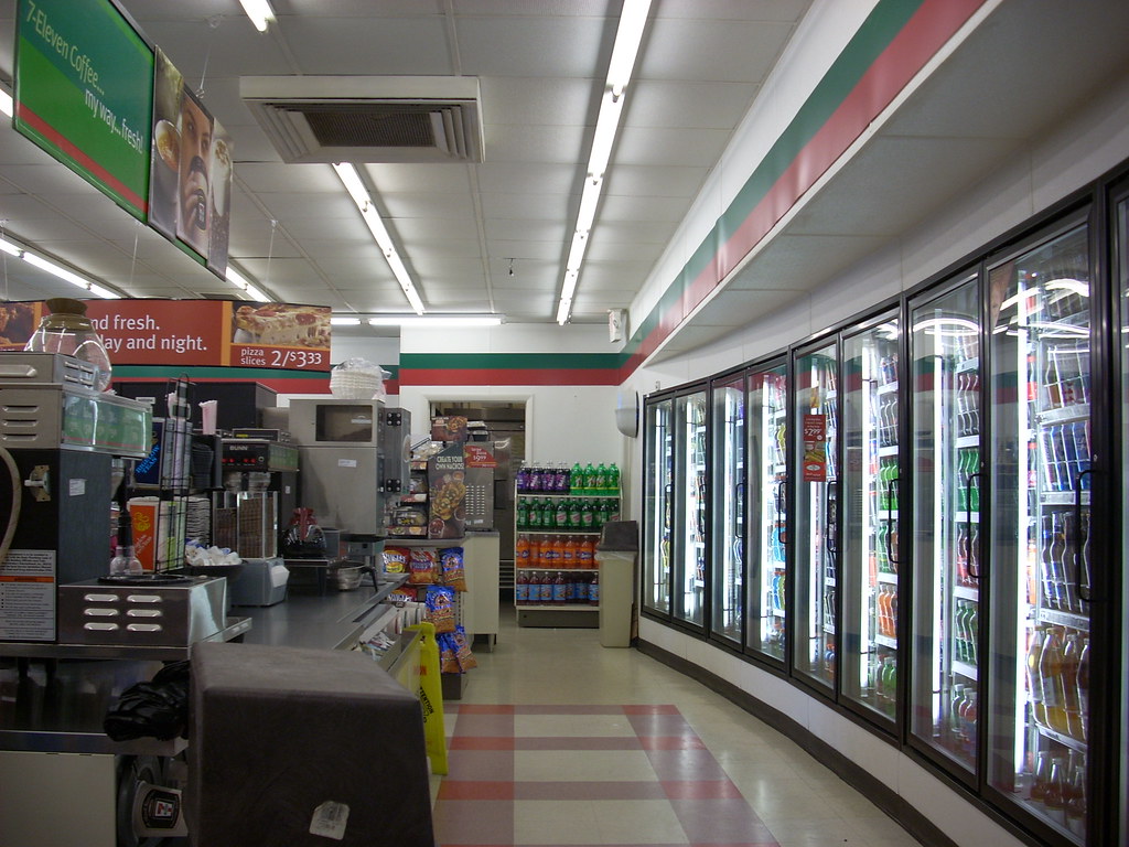 7Eleven interior 7Eleven 11089 (2,490 square feet) 5114… Flickr