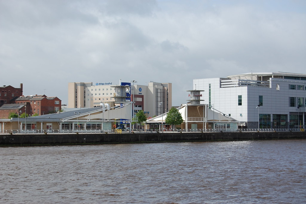 Springfield Quay, Glasgow Gordon Cunningham Flickr