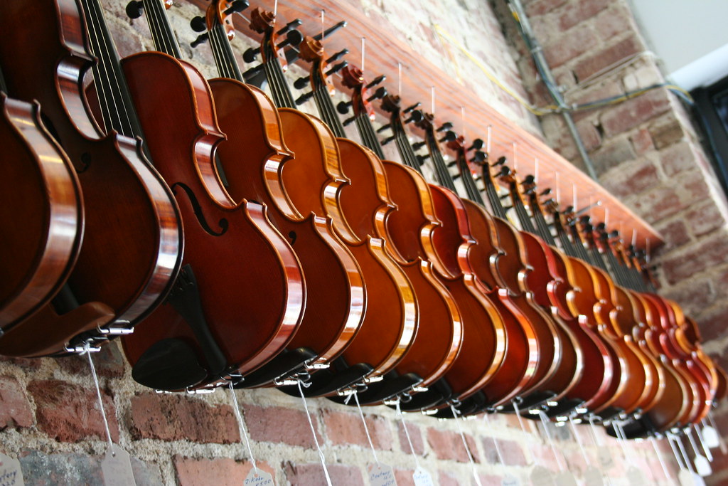 Rows Taken at Tulsa Violin Shop, a superb establishment. Flickr