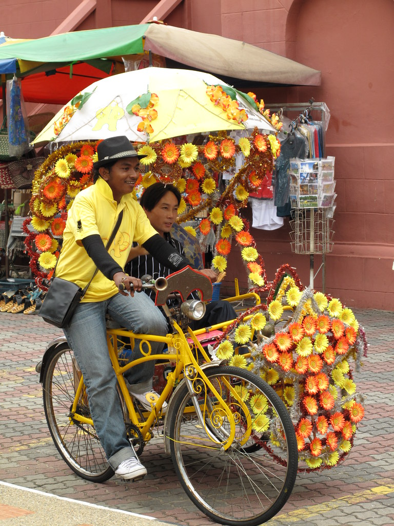 Melakan Trishaw at Stadthuys Square Melaka City, Melaka, M… Flickr