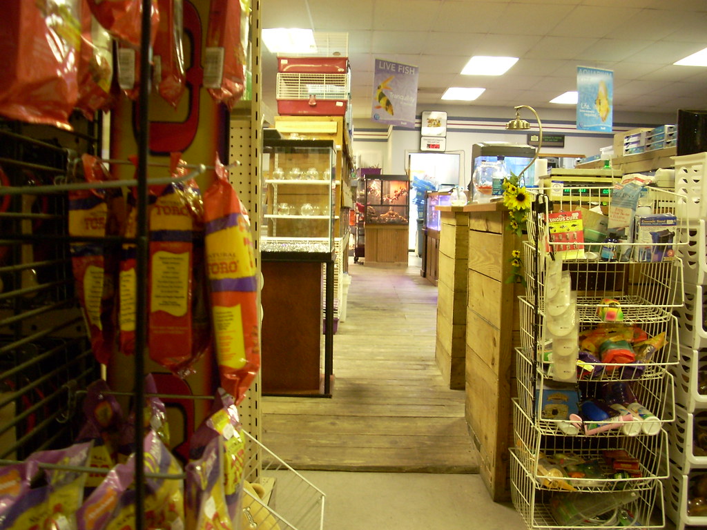 Pet World interior Pet World 2326 York Crossing Drive, Yor… Flickr