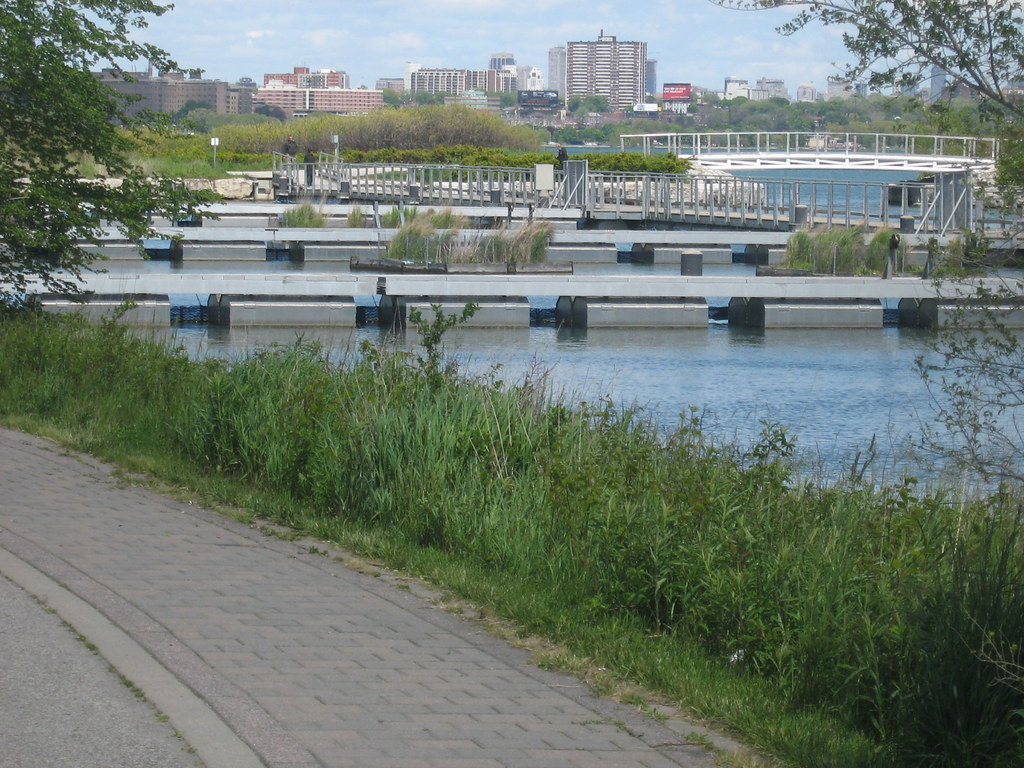 Etobicoke Waterfront/Humber Bay Park Marcanadian Flickr
