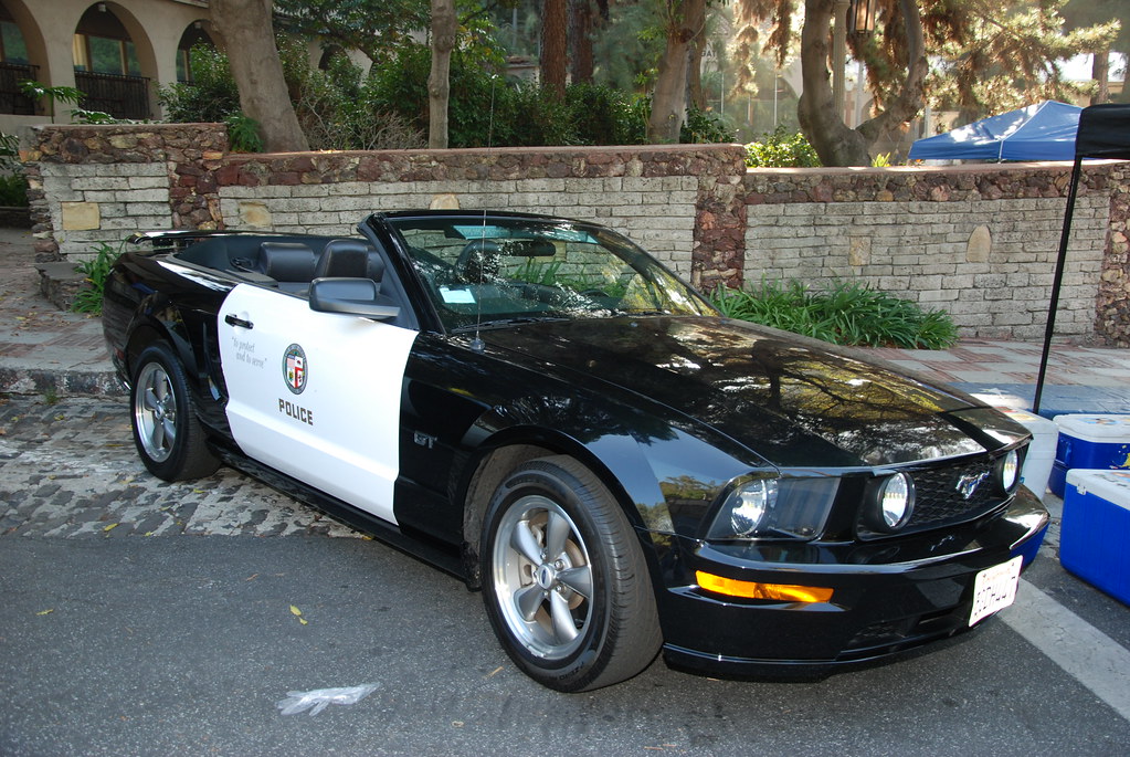 Ford Mustang Car Rental Los Angeles