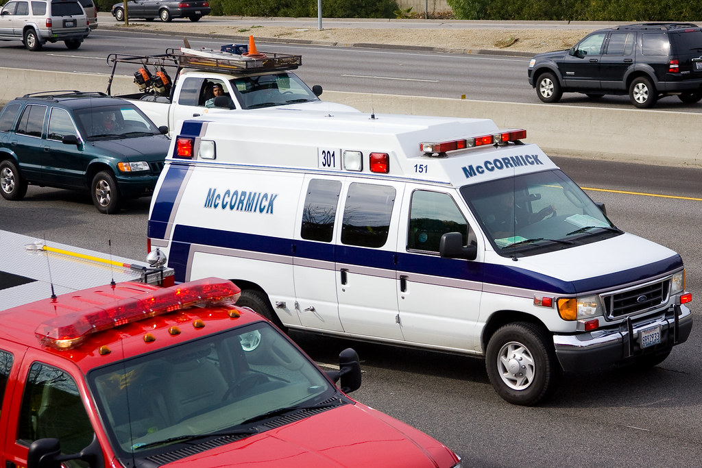 SB101 Lost Hills Traffic Collision with Minor injury, LA… Flickr