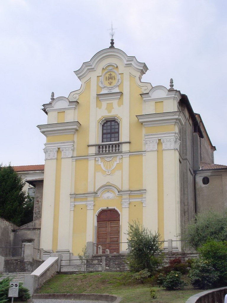 Arona (NO) Arona, small city along the west side of the La… Flickr