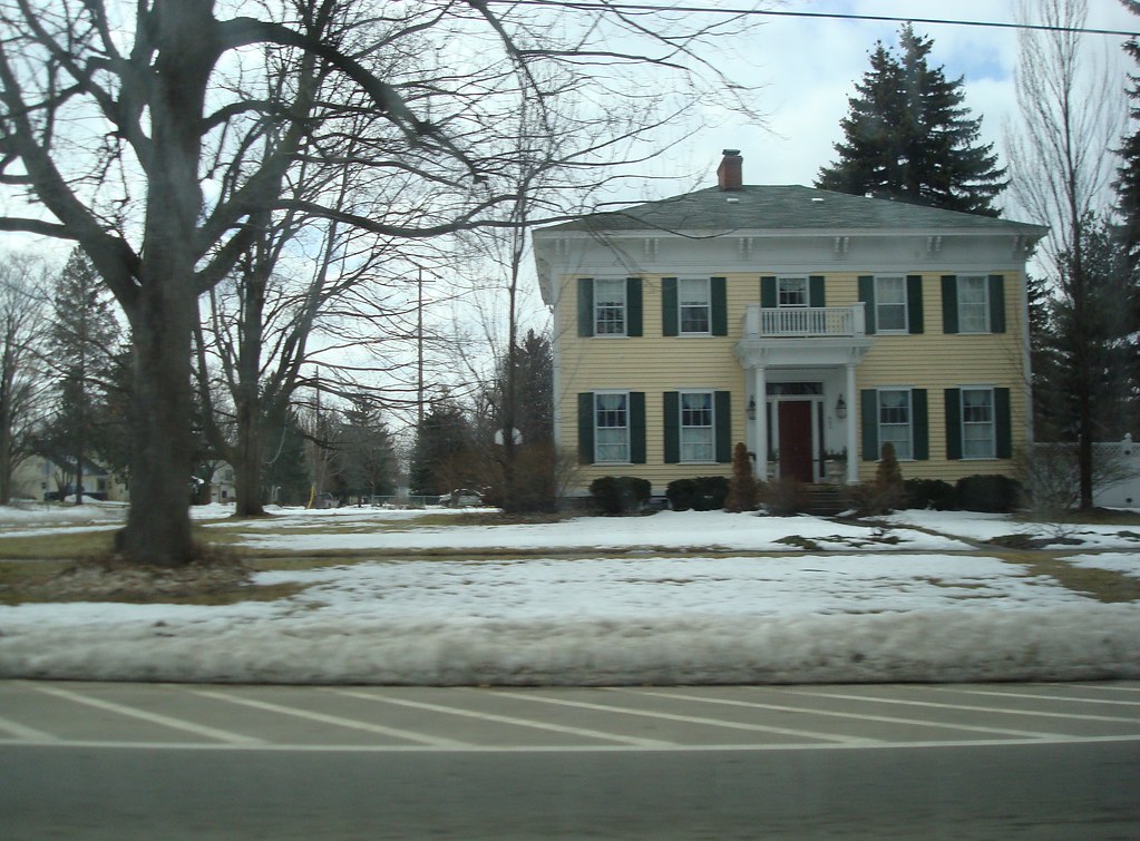 The John Paton House, Flushing, Michigan The John Paton Ho… Flickr