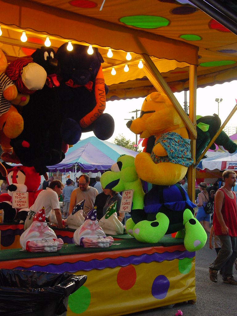 America's Fair aka Erie County Fair arcade games & prize… Flickr