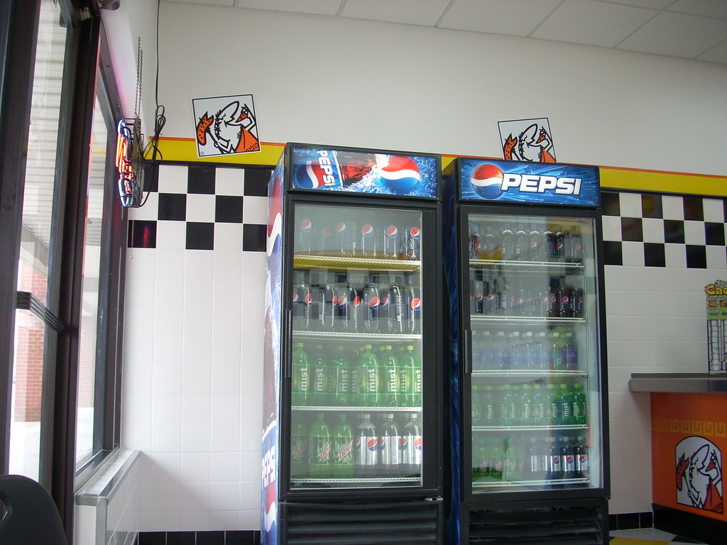 Little Caesars interior Little Caesars 1240 (1,610 square… Flickr