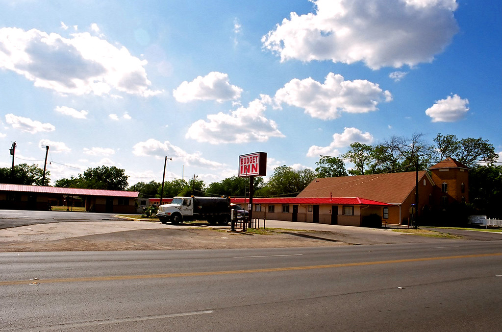 TX Budget Inn Greg Stuart Smith Flickr