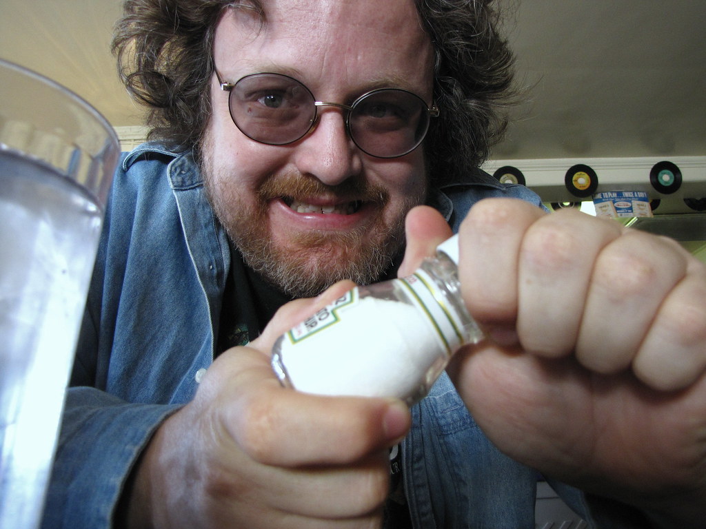 The Old Loosen the Salt Shaker Lid Trick Taken for the Pho… Flickr