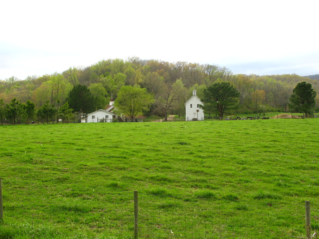Spring Green in Boxley Valley These fields of Spring grass… Flickr