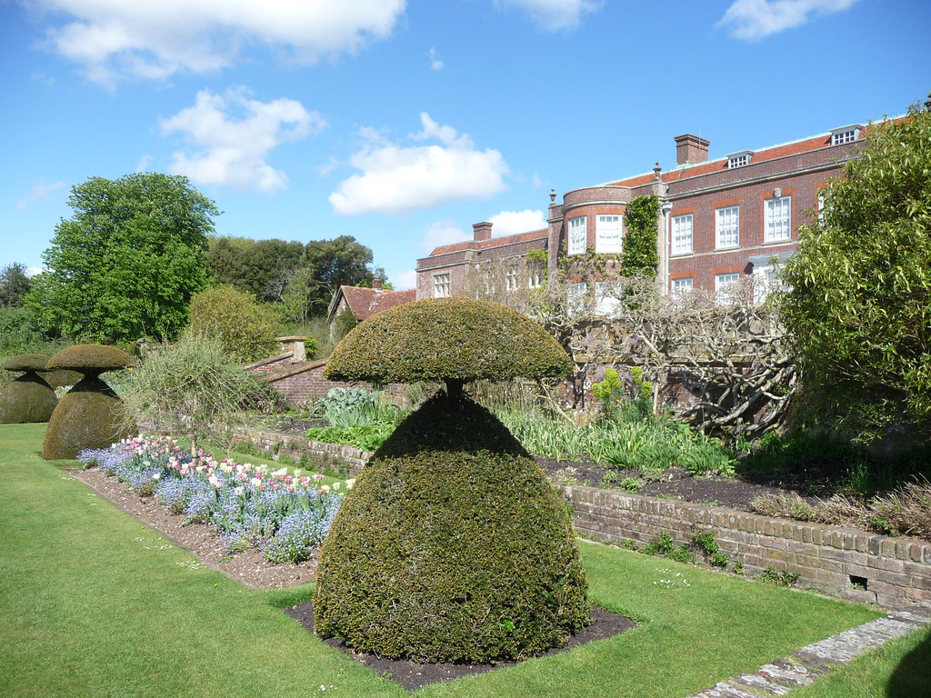 Ralph Dutton's Masterpiece, Hinton Ampner Robert Flickr