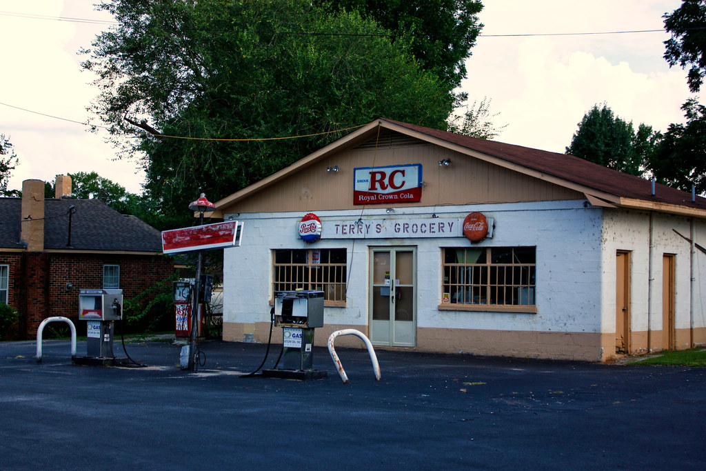 Terry's Grocery & Gas Station Now defunct, located in Hill… Flickr