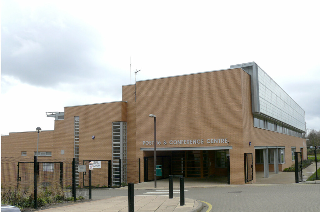 Walton High Post 16, Milton Keynes. a photo on Flickriver