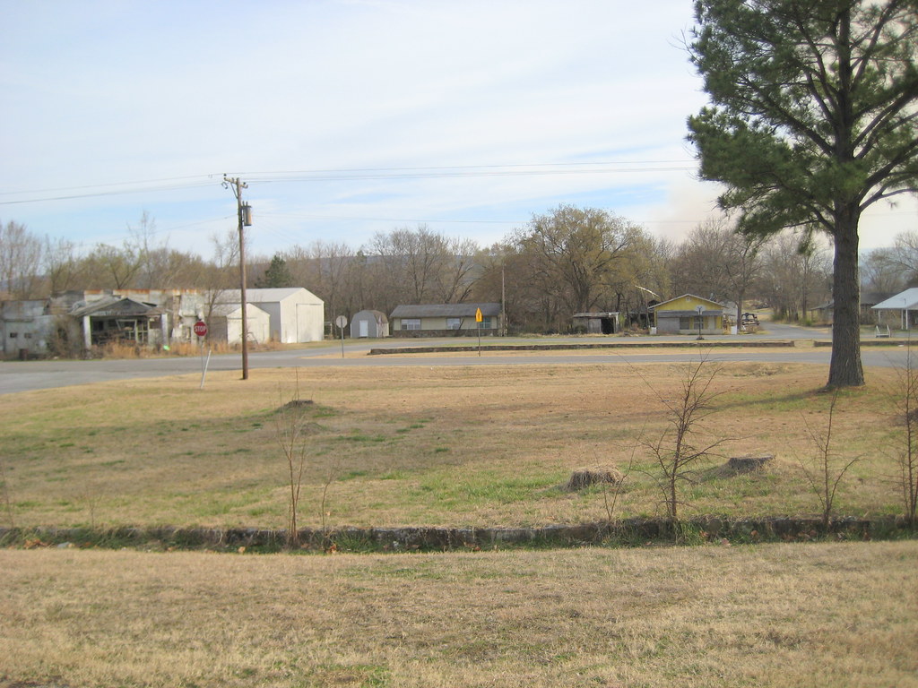 Albion, Oklahoma 2 March 2009 The center of town Albion Pa… Flickr