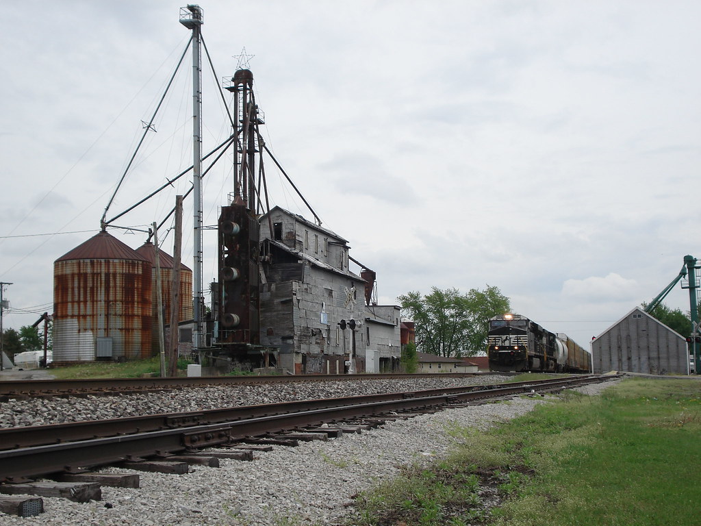 Elevation of Rd 5n, Pandora, OH, USA Topographic Map Altitude Map
