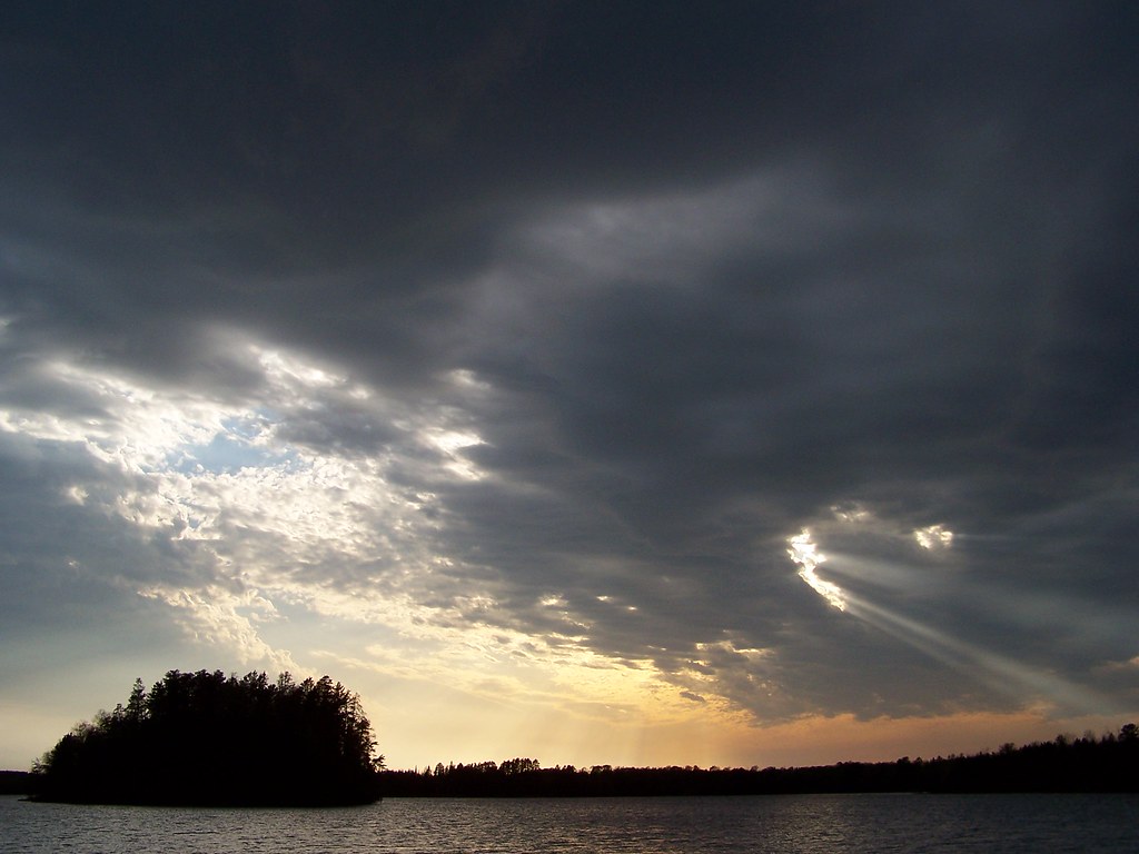 Sunrays Bear Island Lake Ely MN Todd Moon Flickr