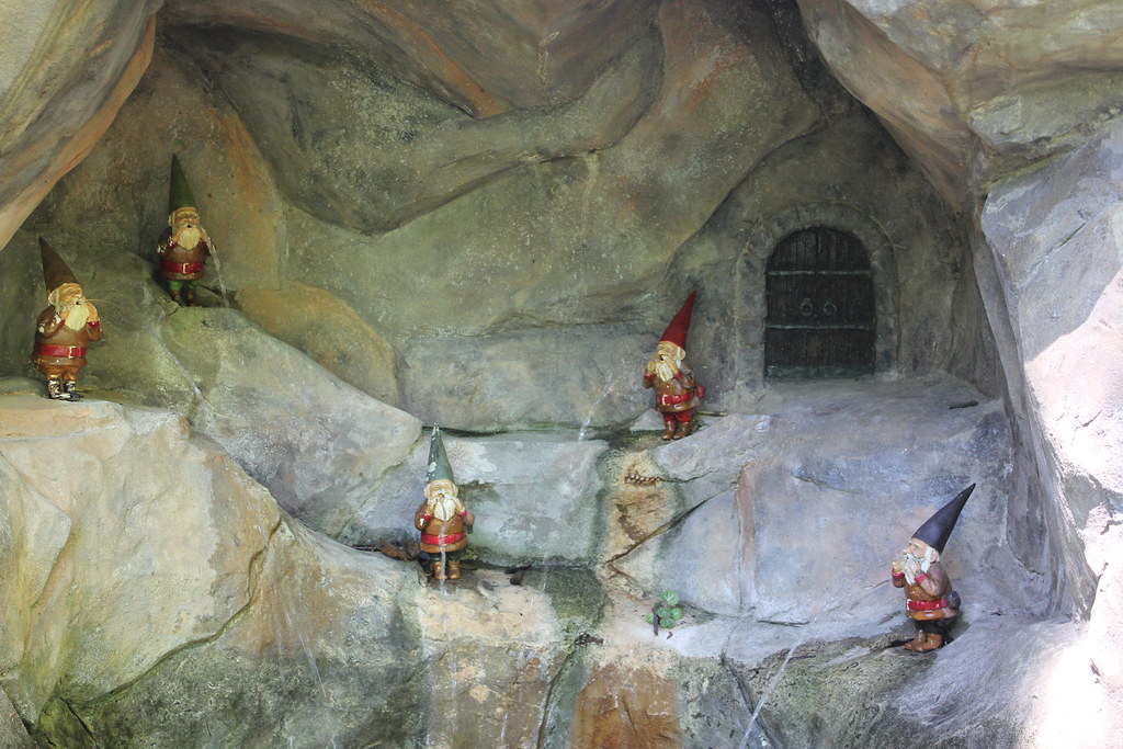 gnome cave (6) Atlanta, GA Botanical Gardens Mal Byrd Flickr
