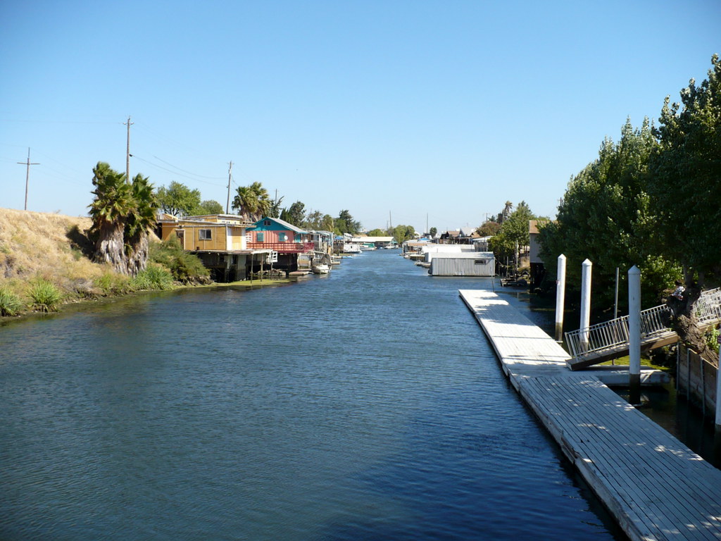Rivers End Marina, Tracy I like checking out the marina's … Flickr