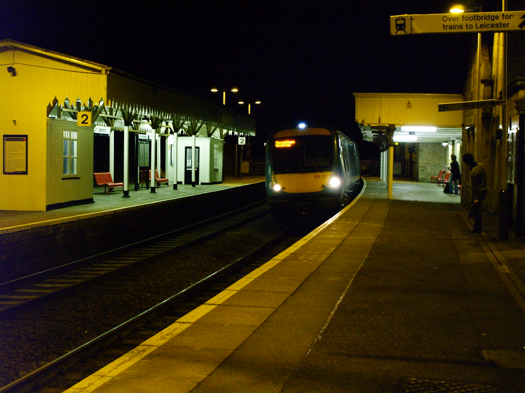 Stamford Station by night 09 Train arriving from Birmingha… Flickr