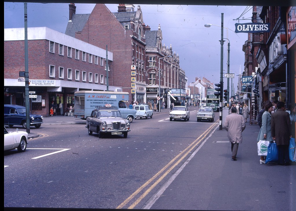 CHRISTCHURCH RD. PALMERSTON RD LEFT. BOURNEMOUTH… Flickr