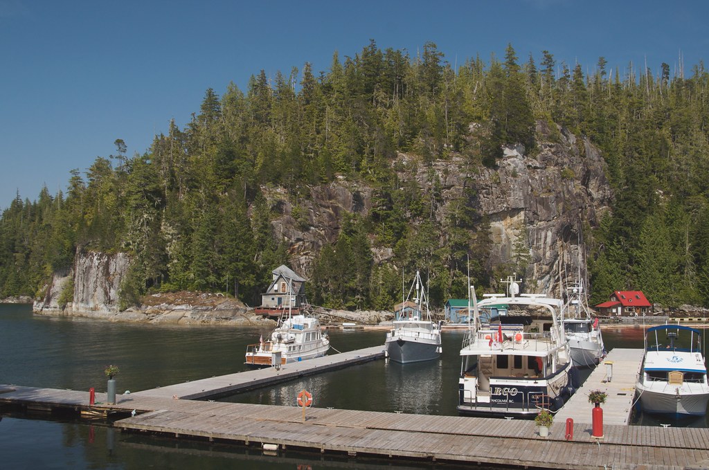 Salvation II at Echo Bay, BC A.Davey Flickr