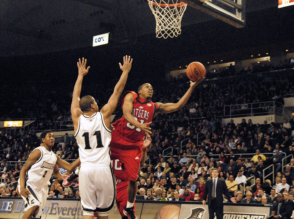 Coburn Layup Mike Coburn (31) had a teamhigh (and persona… Flickr