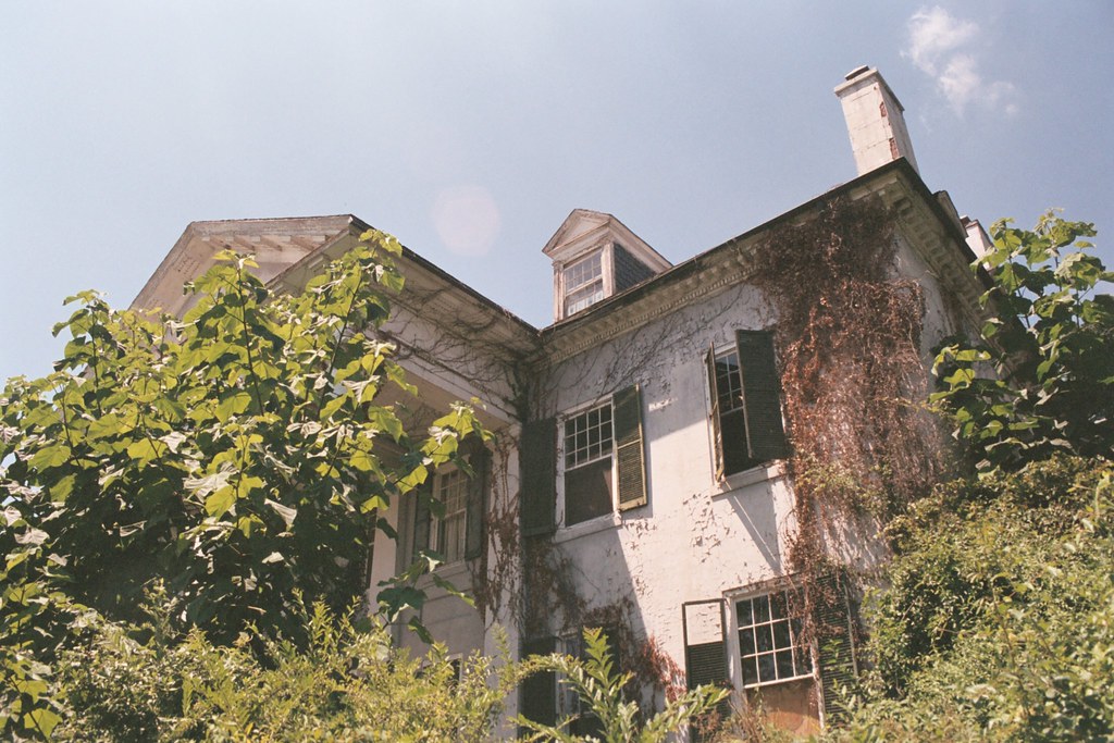 Abandoned Selma Mansion, Leesburg VA Caleigh Anne Flickr