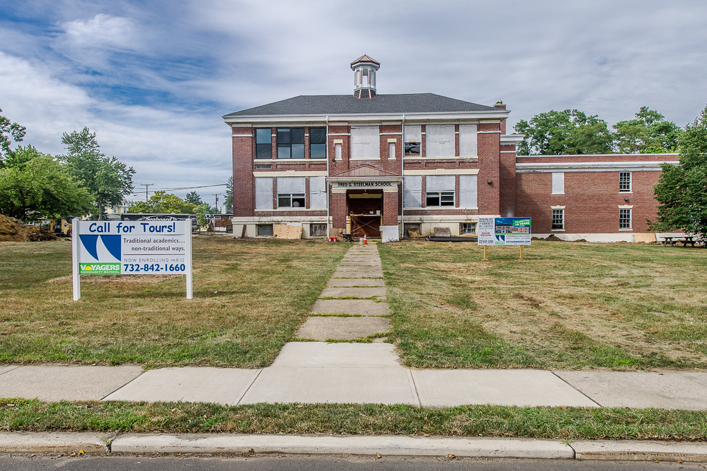 Voyagers' Community School (Steelman School Building), Eatontown, New