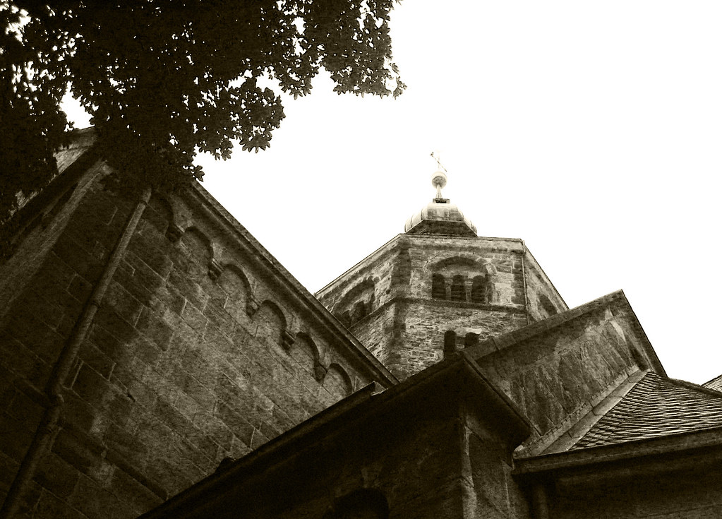 Hameln Church of St Bonifacius ⓒRebecca Bugge, All Right… Flickr