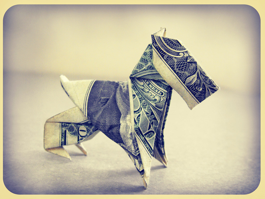 Origami Dollar dog Alejandro De La Fuente Flickr