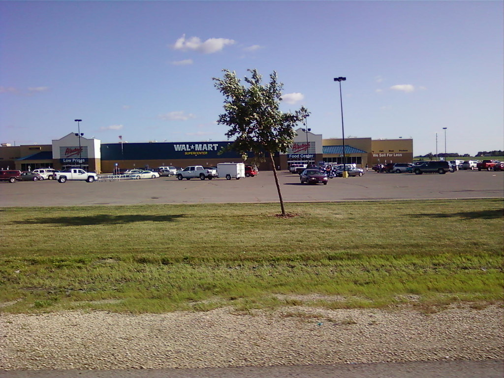 WalMart Spencer, Iowa Like Spirit Lake, they received t… Flickr
