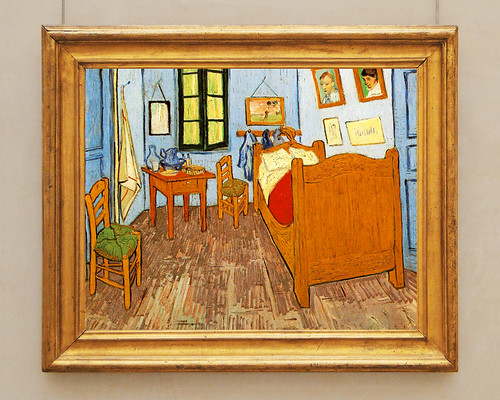 Van Gogh Venue Crossword Clue