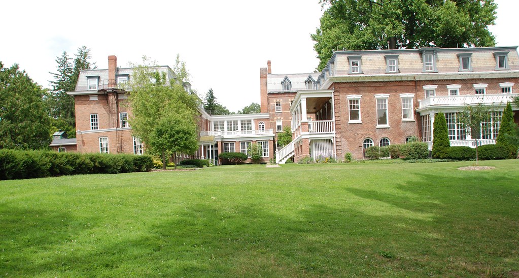 Oneida Community Mansion House This view of the Oneida Com… Flickr