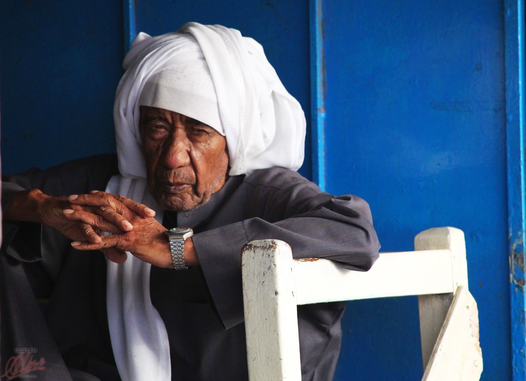 Old man blue Ausamah Alabsi Flickr